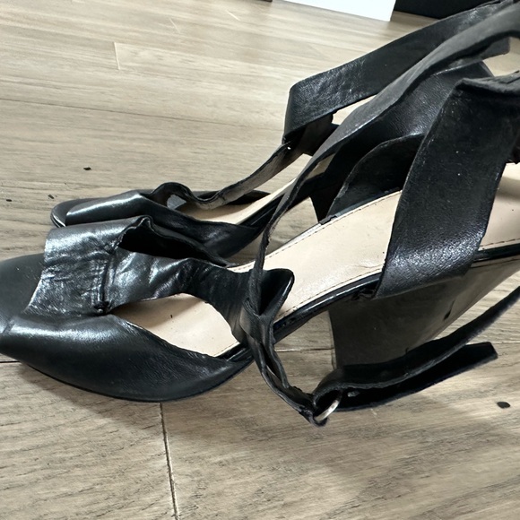 Nine West heels - Picture 4 of 4